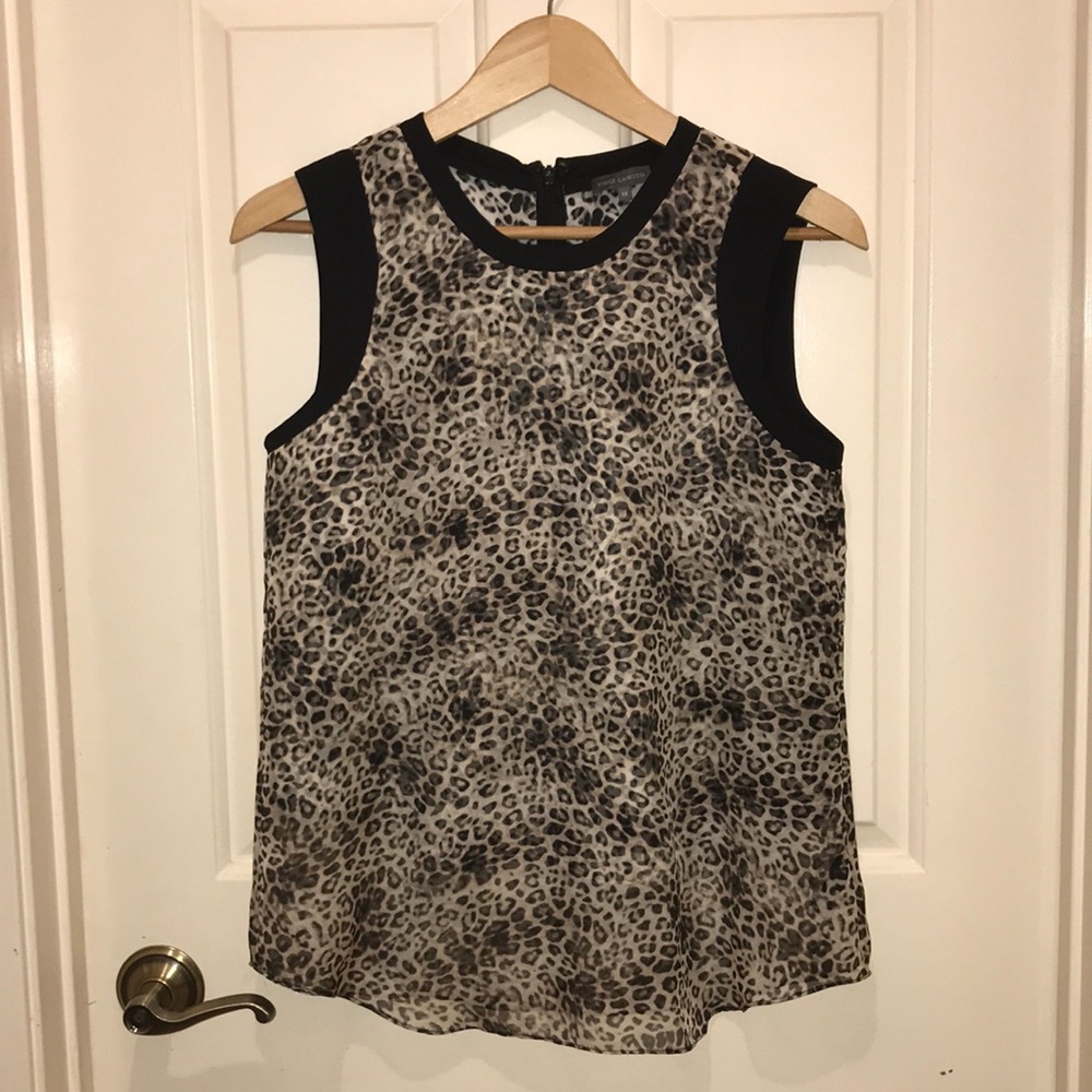 Vince Camuto leopard print sleeveless top XS